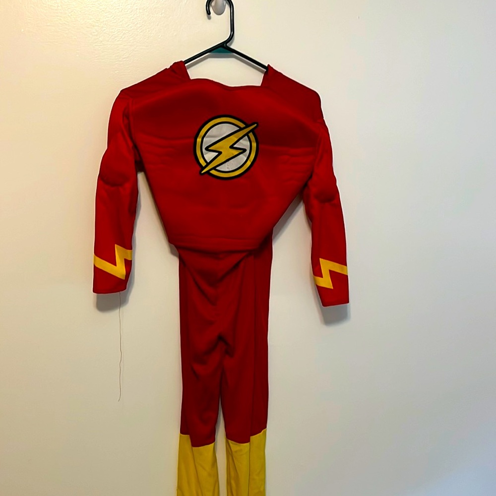 Costume